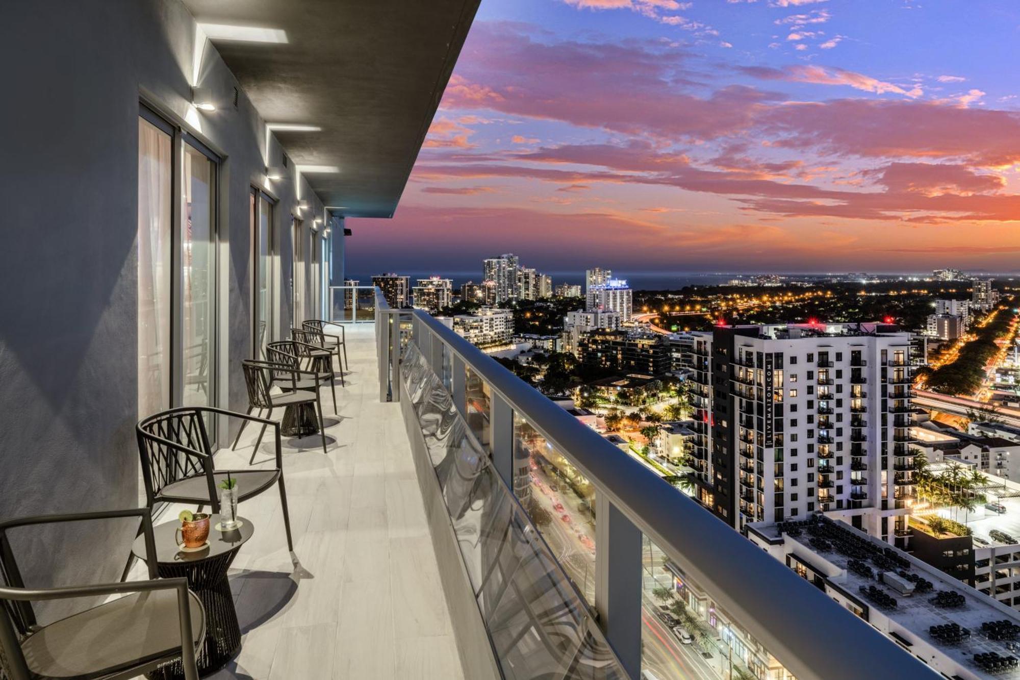 Hotel Atwell Brickell By Ihg 4*